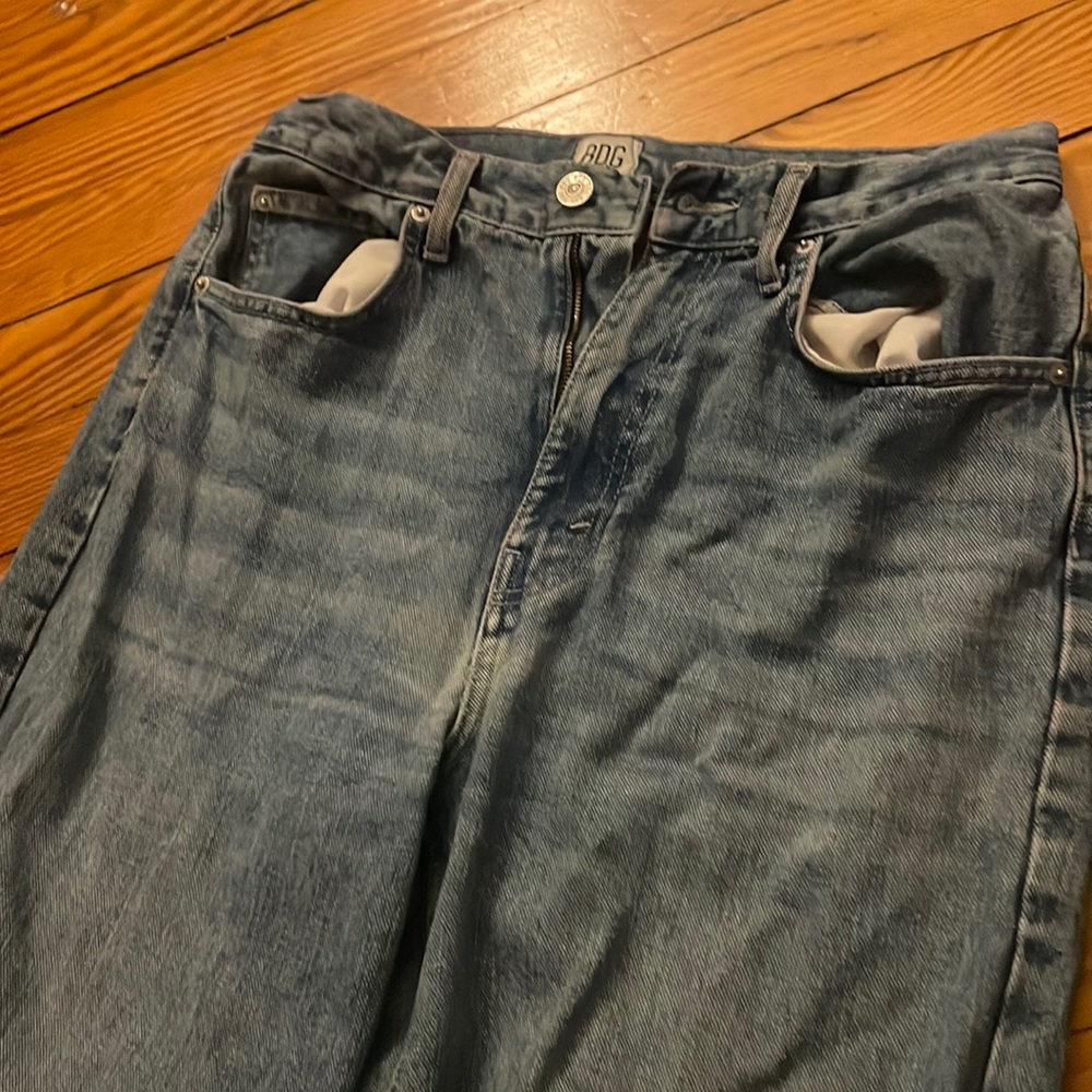 BDG high waisted mom jeans size 30